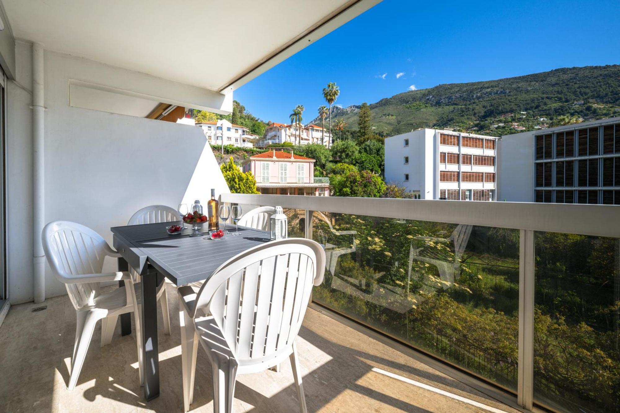 Le Rocamare - Piscine Toit Terrasse - Parking Prive - Terrasse Apartment Menton Exterior photo